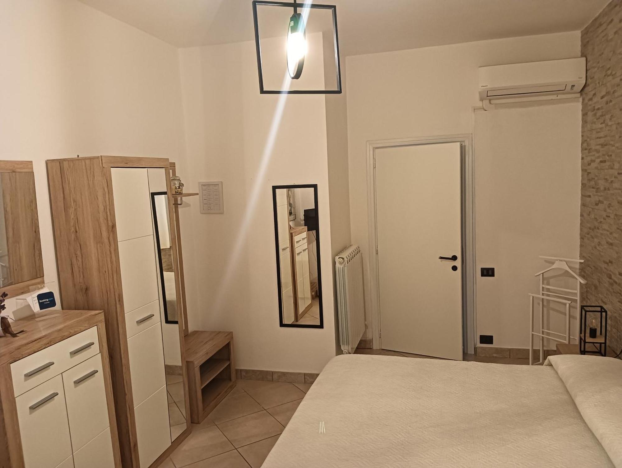 Domos Le Due Tuie Bed & Breakfast Piscinas Exterior photo