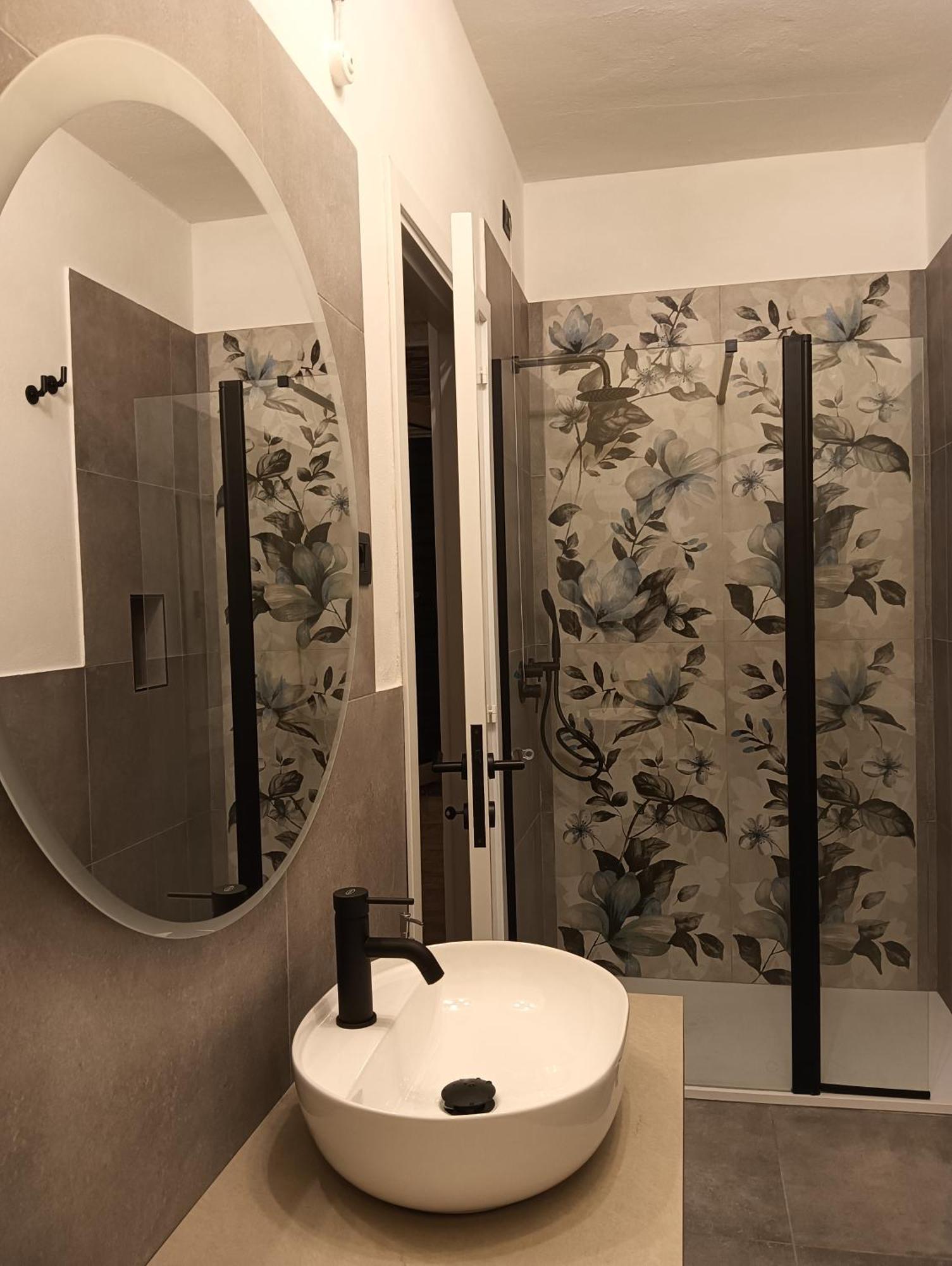 Domos Le Due Tuie Bed & Breakfast Piscinas Exterior photo